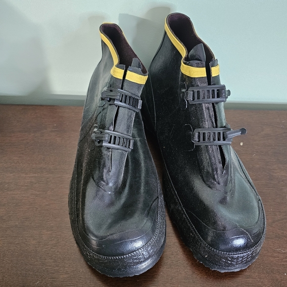 LaCrosse Guide 2 Buckle Overshoe Rubber Men's Black Size 10 - Picture 2 of 5